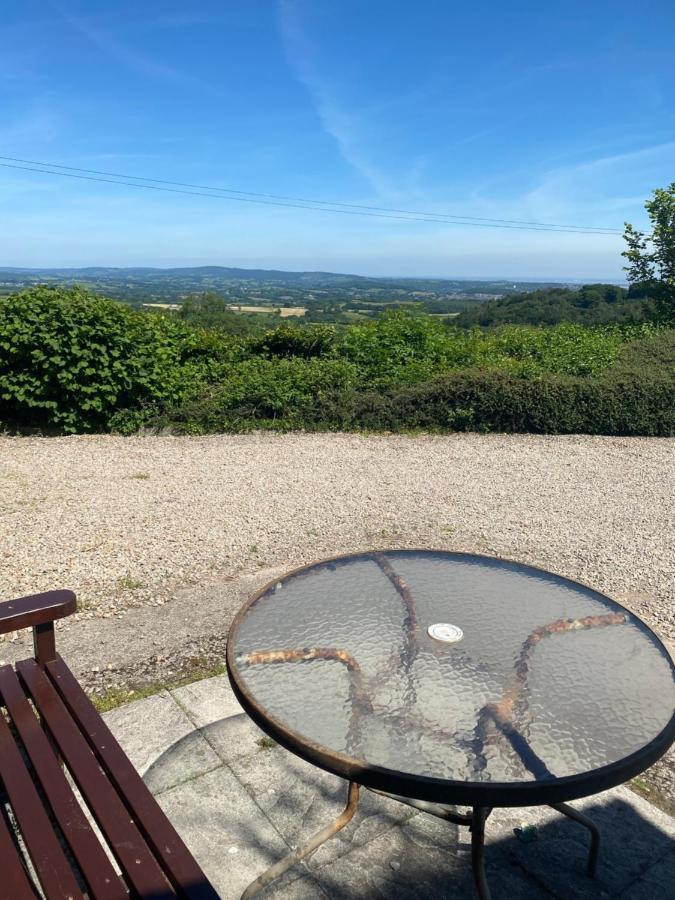 Upper Grippath Farm Holiday Cottages 뉴포트 외부 사진